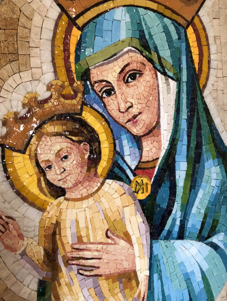 Madonna raffigurata come mater ecclesiae
