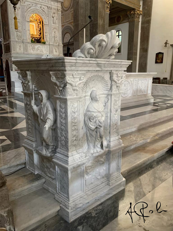 The new ambo Santa Maria della Quercia