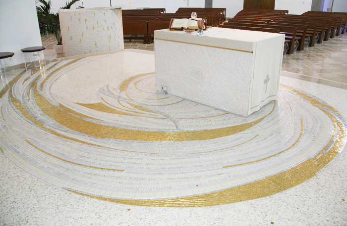 Pavimentazione a mosaico liturgica 