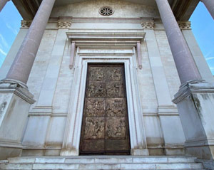 Restauro portali in bronzo