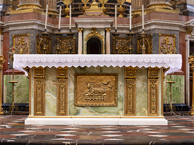 Il nuovo altare della cattedrale di Puebla